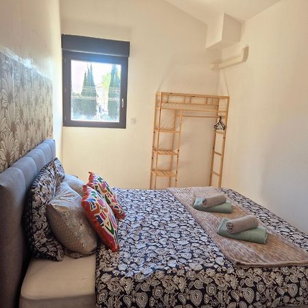 Résidence Rdv avec la Lune - 1 Suite Familial - Appt - et 1 Suite avec jacuzzi Narbona Esterno foto