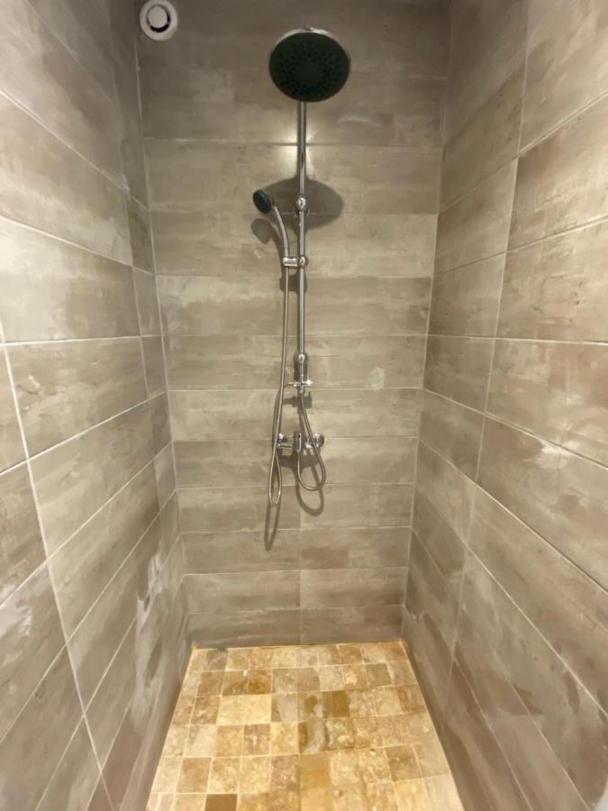 Résidence Rdv avec la Lune - 1 Suite Familial - Appt - et 1 Suite avec jacuzzi Narbona Esterno foto