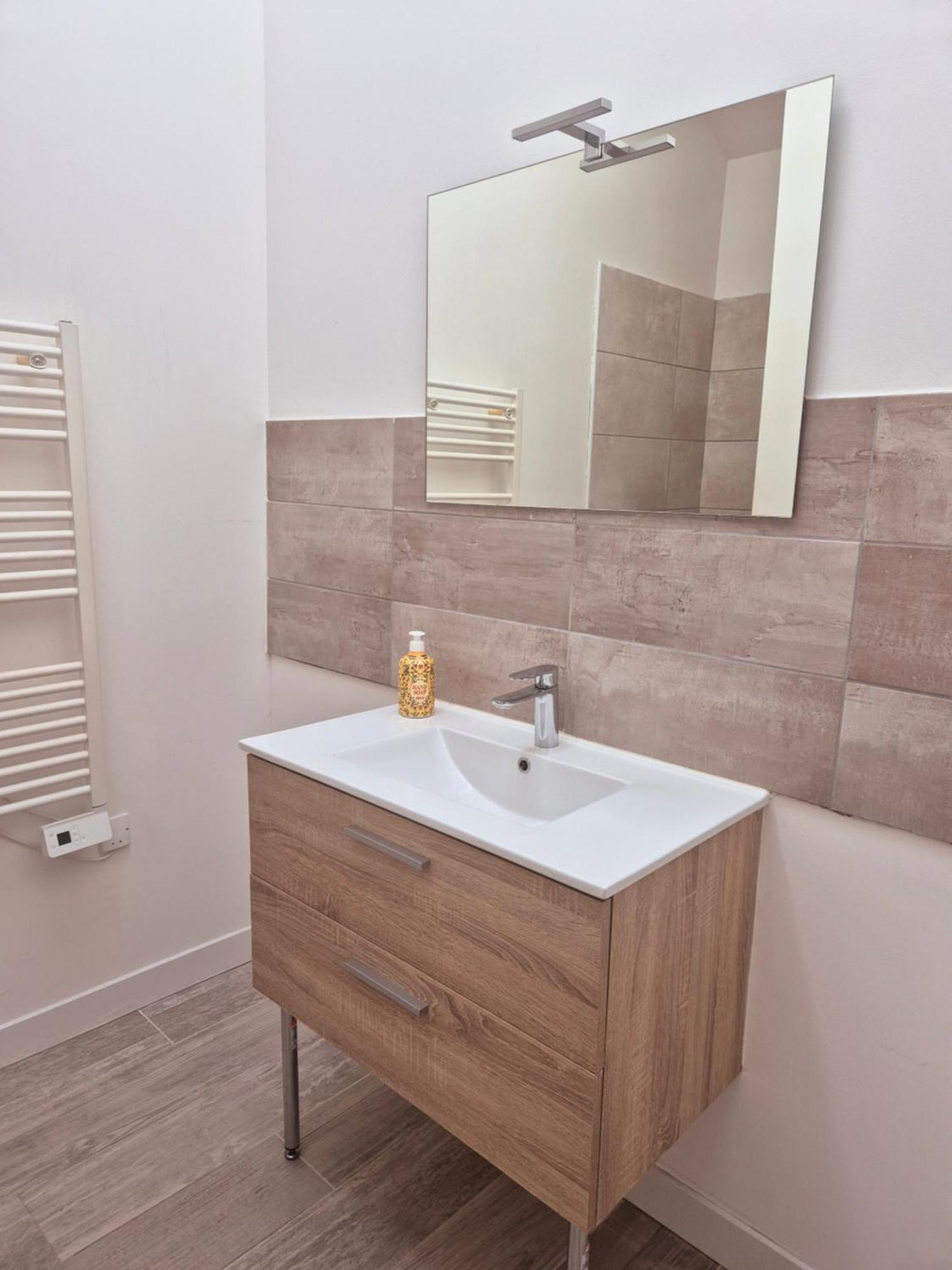 Résidence Rdv avec la Lune - 1 Suite Familial - Appt - et 1 Suite avec jacuzzi Narbona Esterno foto